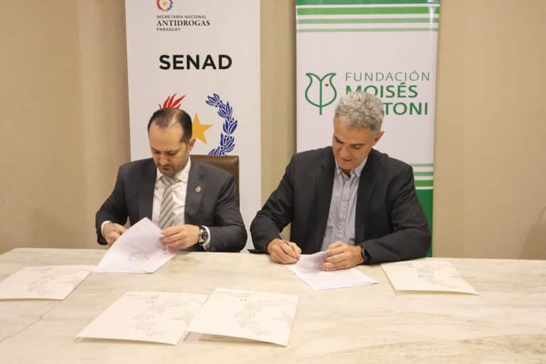SENAD y Fundación Moisés Bertoni renovaron acuerdo de cooperación
