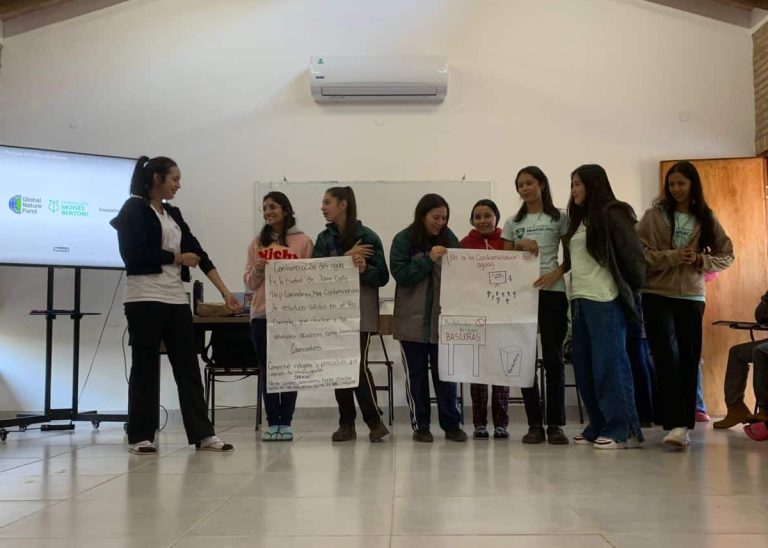 Factorías del conocimiento: talleres de creación en el Colegio Mbaracayú